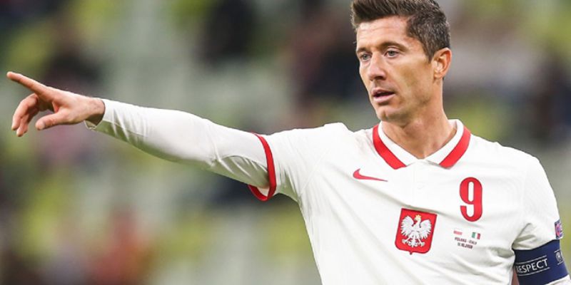 Robert Lewandowski xếp thứ 3 top ghi bàn C1 mới nhất mọi thời đại